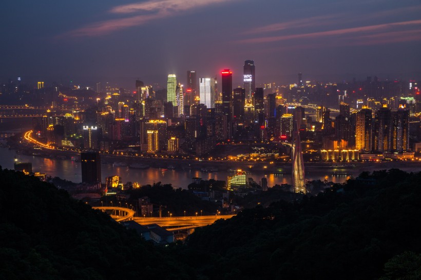 点击大图看下一张：重庆夜景图片