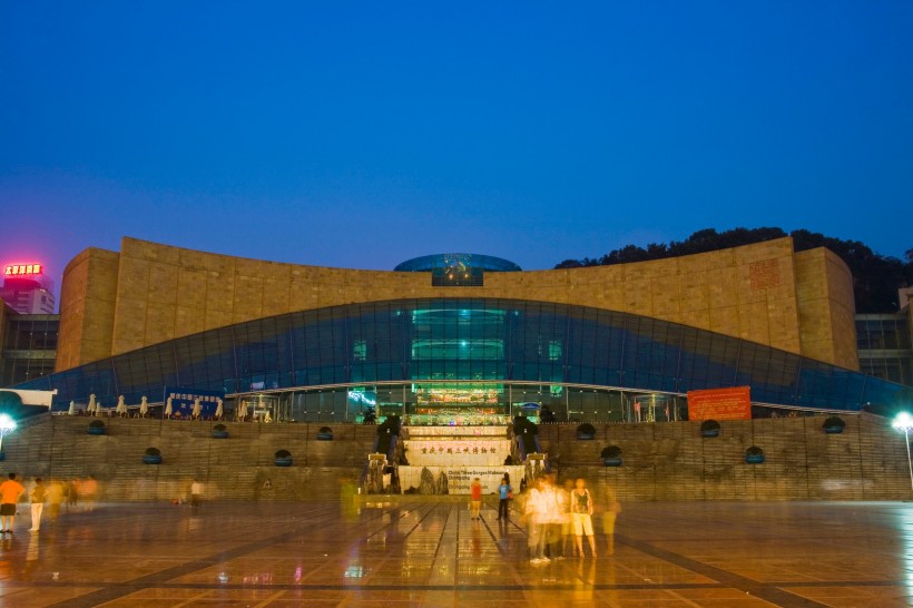 点击大图看下一张：重庆三峡博物馆图片