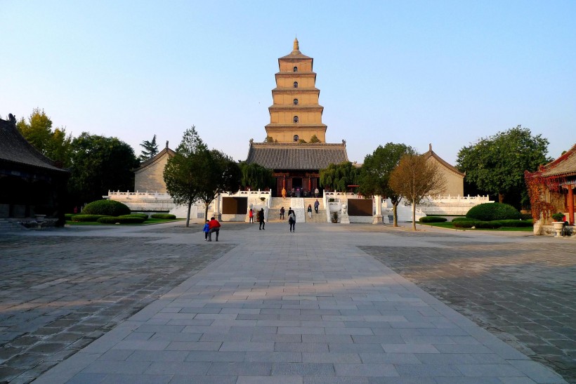 点击大图看下一张：陕西西安大慈恩寺风景图片