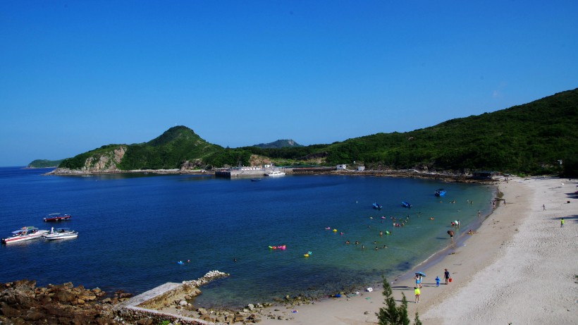 点击大图看下一张：广东惠州大甲岛风景图片