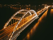 城市大桥夜景图片_13张