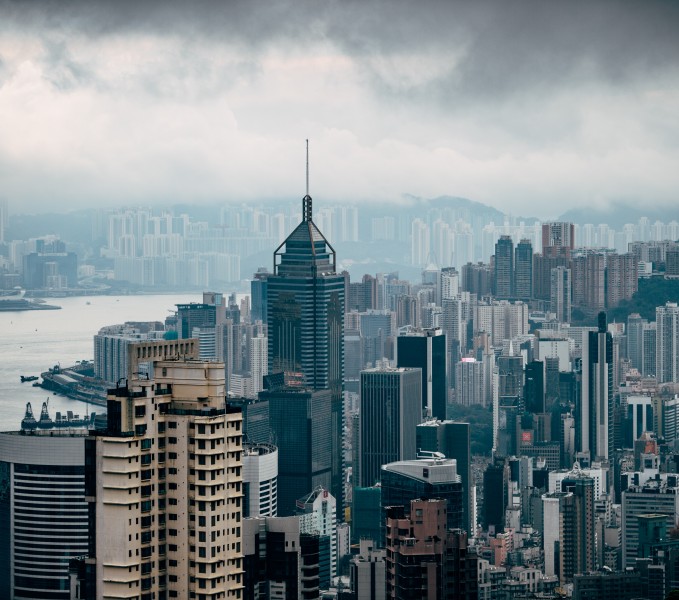 点击大图看下一张：高楼大厦密集林立的香港图片