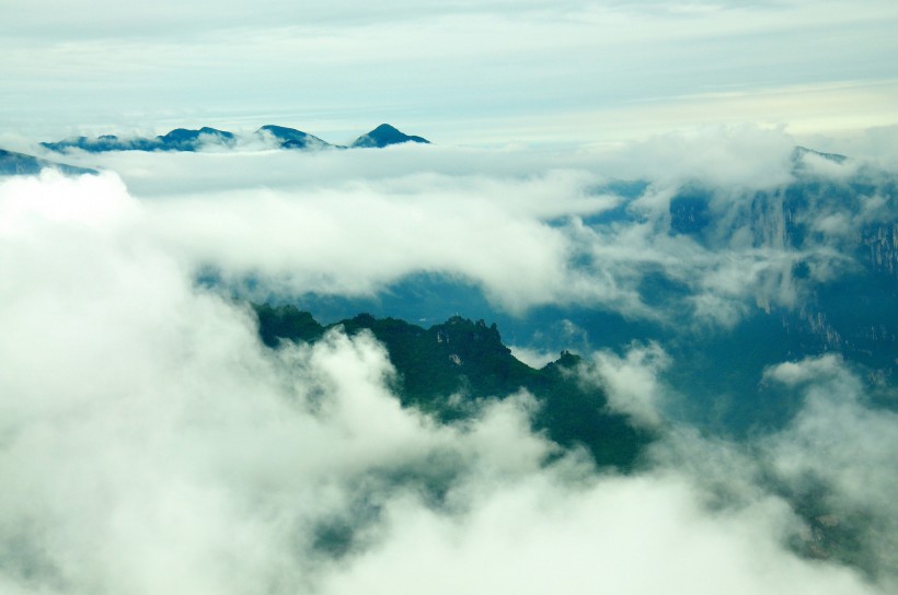 点击大图看下一张：湖北恩施大峡谷云海风景图片
