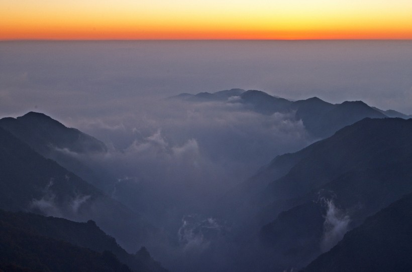 点击大图看下一张：贵州梵净山风景图片