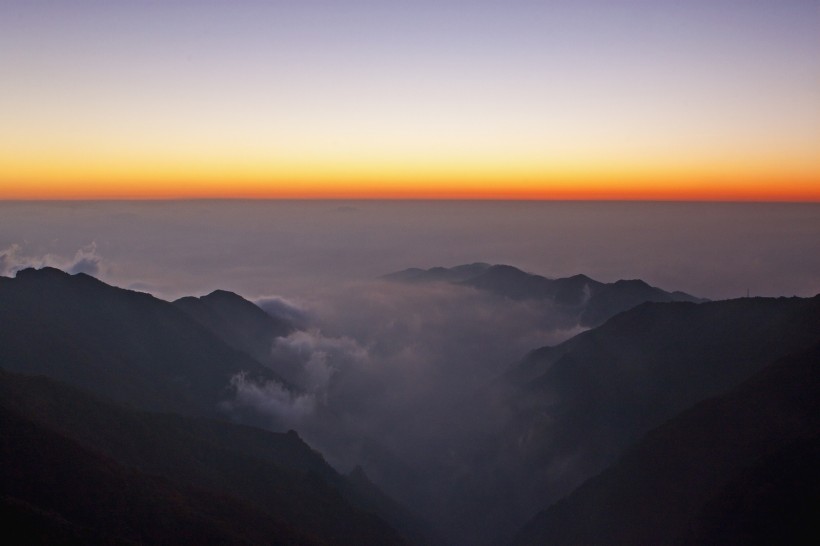 点击大图看下一张：贵州梵净山风景图片