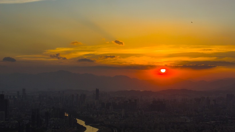 点击大图看下一张：福建福州夕阳风景图片