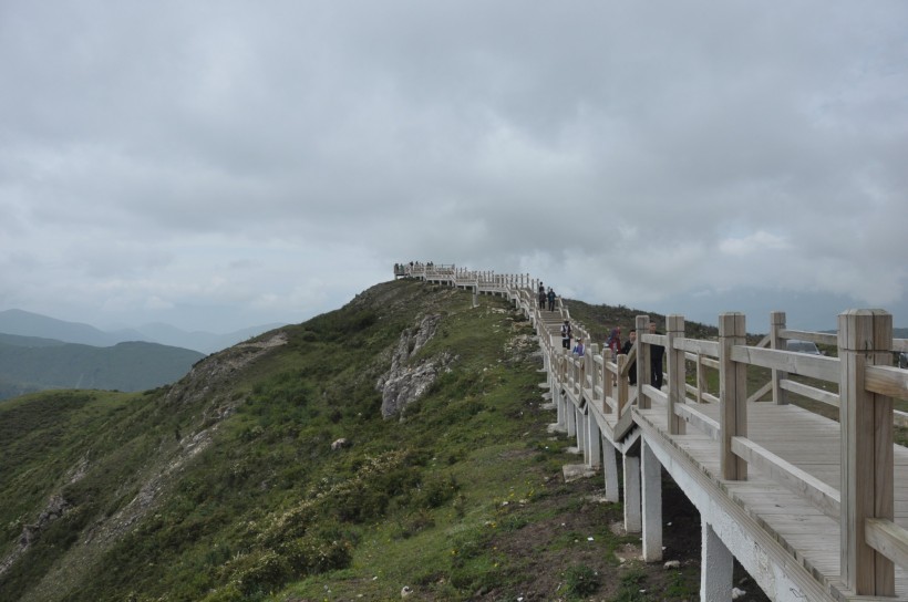 点击大图看下一张：甘肃甘南风景图片