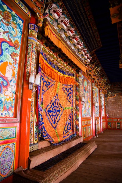 点击大图看下一张：甘肃甘南郎木寺图片