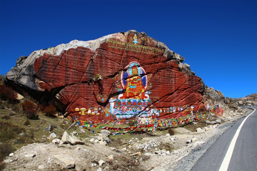 点击大图看下一张：四川甘孜风景图片  