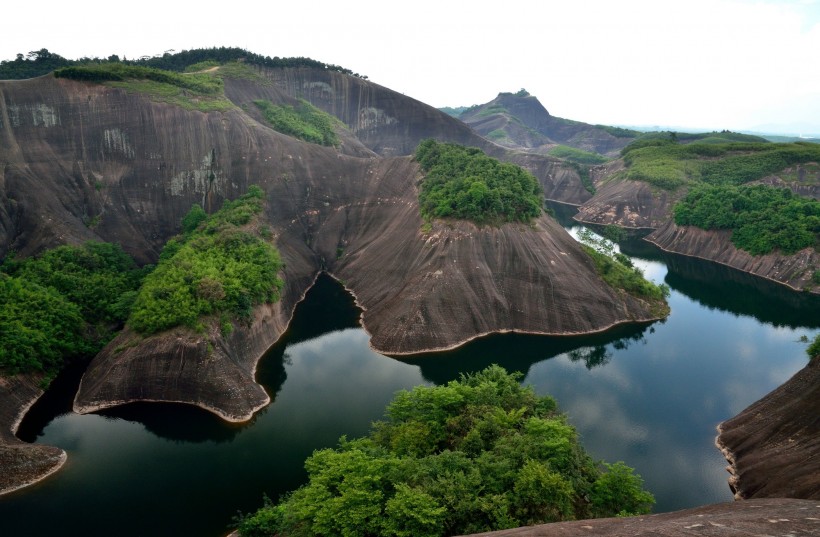 点击大图看下一张：湖南郴州高椅岭风景图片