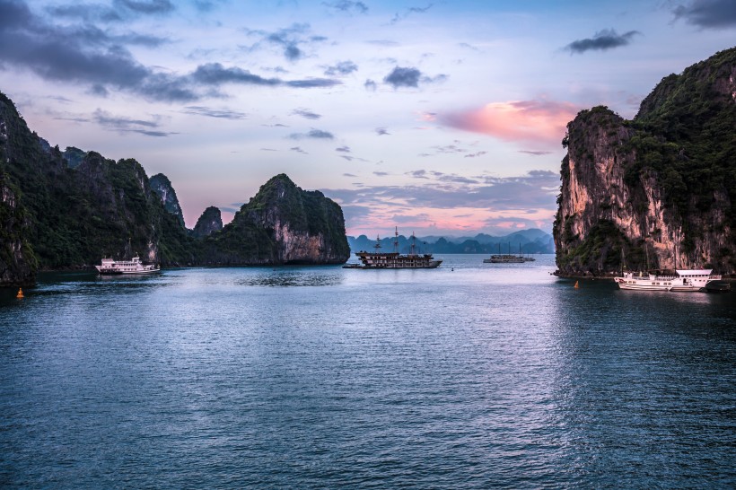 点击大图看下一张：越南下龙湾风景图片