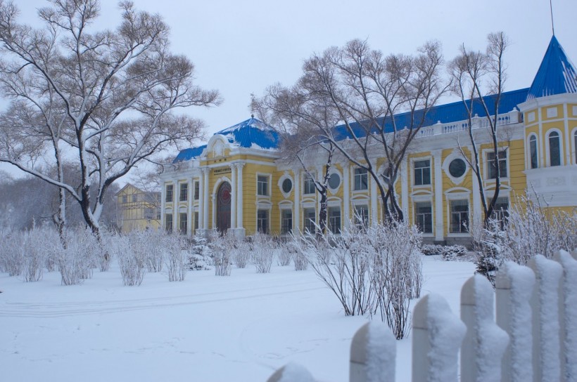 点击大图看下一张：哈尔滨冬天风景图片