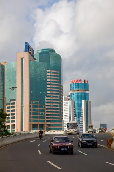 点击大图看下一张:海南海口美景图片