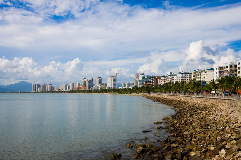 点击大图看下一张:海南三亚图片