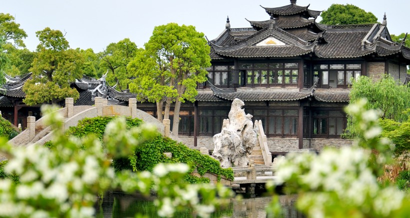 点击大图看下一张：上海韩湘水博园风景图片