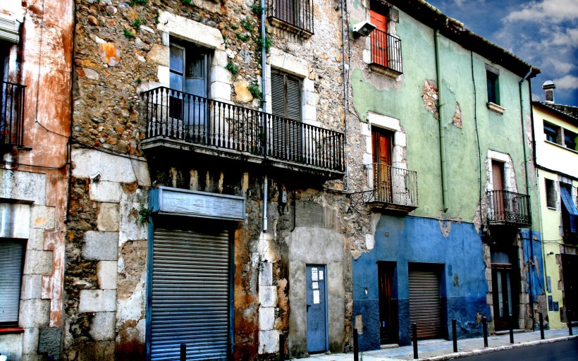 点击大图看下一张：西班牙城市图片