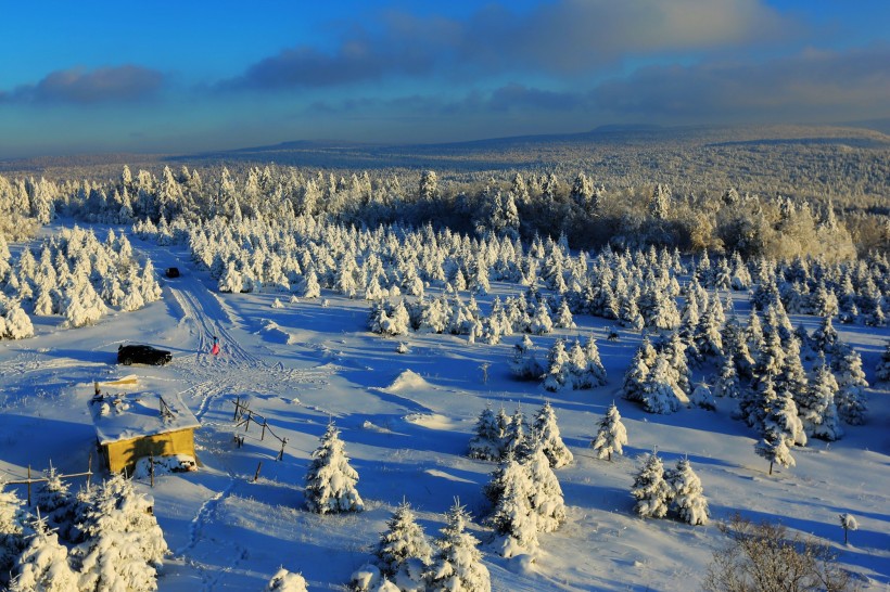 点击大图看下一张：吉林延吉和龙老岭雪景图片