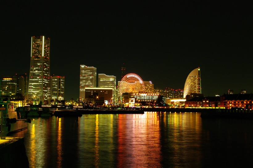 点击大图看下一张：日本横滨夜景高清图片