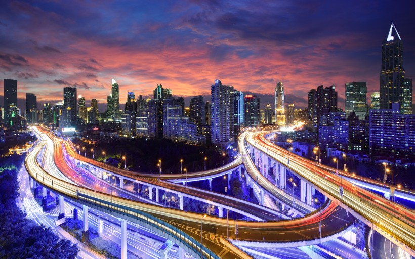 点击大图看下一张：璀璨的香港夜景图片
