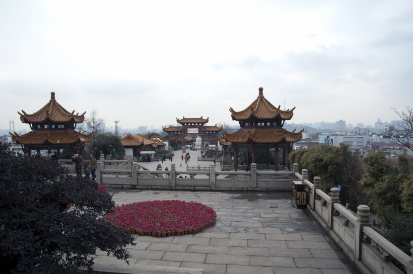 点击大图看下一张：湖北武汉黄鹤楼风景图片