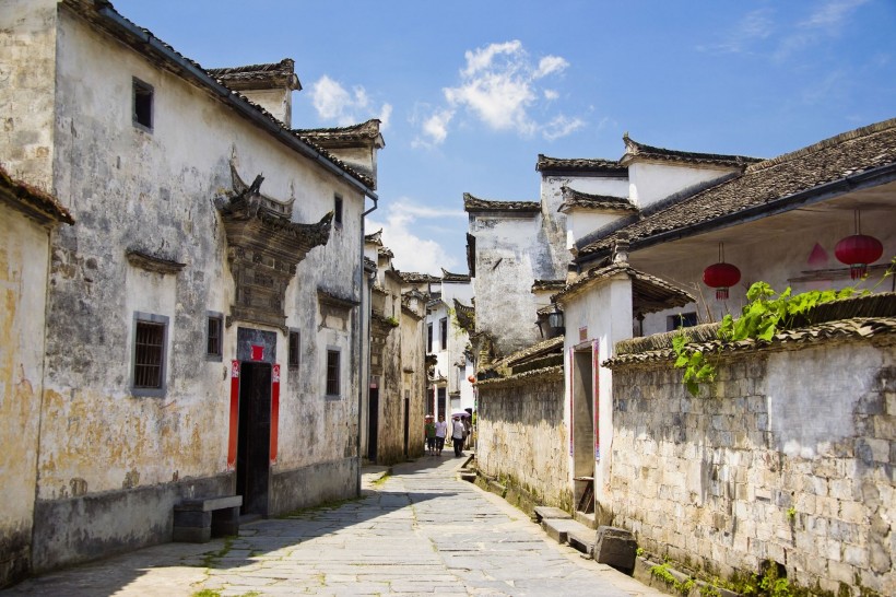 点击大图看下一张:安徽黄山西递风光图片