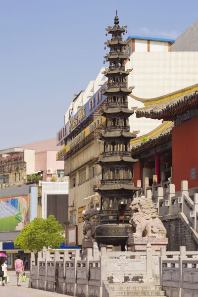 点击大图看下一张:安徽黄山西递风光图片