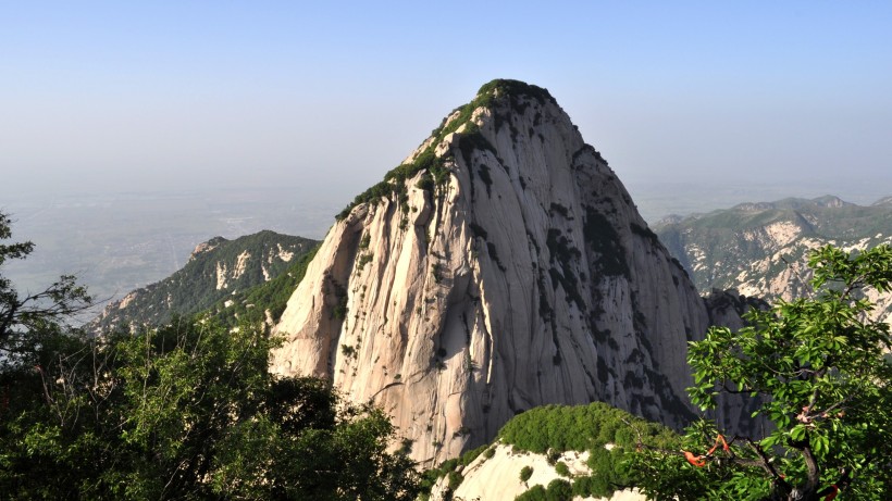 点击大图看下一张：陕西华山风景图片