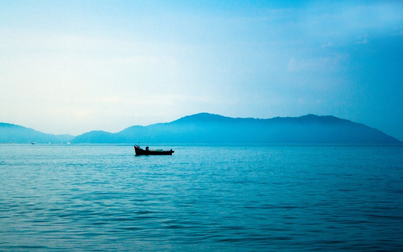 点击大图看下一张：印度南海岸风景图片