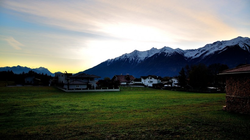 点击大图看下一张：奥地利因斯布鲁克风景图片