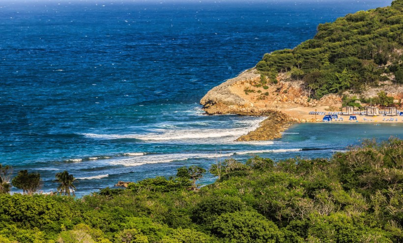 点击大图看下一张：加勒比海岛国风景图片