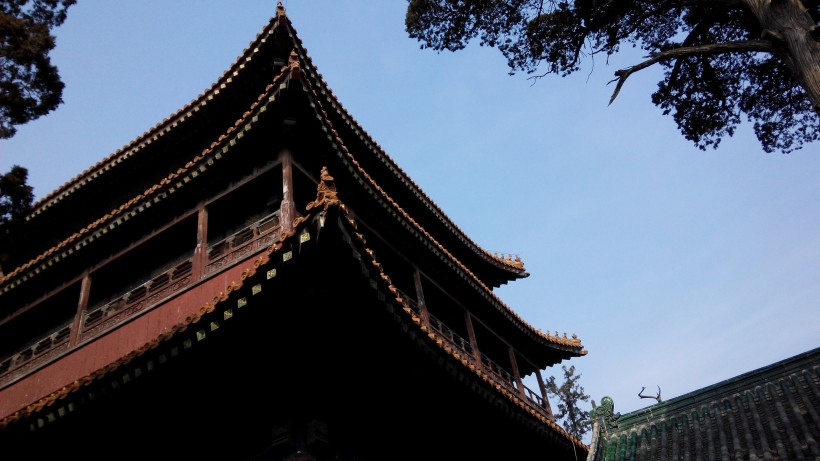 点击大图看下一张：北京故宫角楼古典风景图片