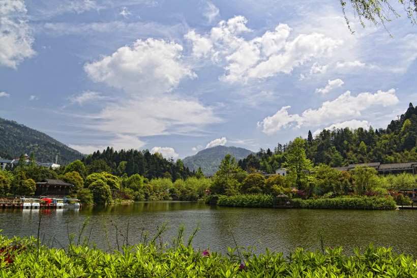 点击大图看下一张：江西井冈山风景图片