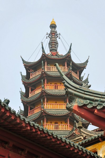 点击大图看下一张：江苏镇江金山寺风景图片