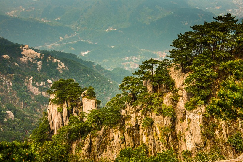点击大图看下一张：安徽九华山风景图片