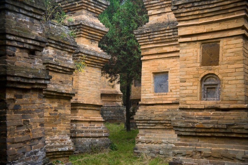 点击大图看下一张：河南登封少林寺图片