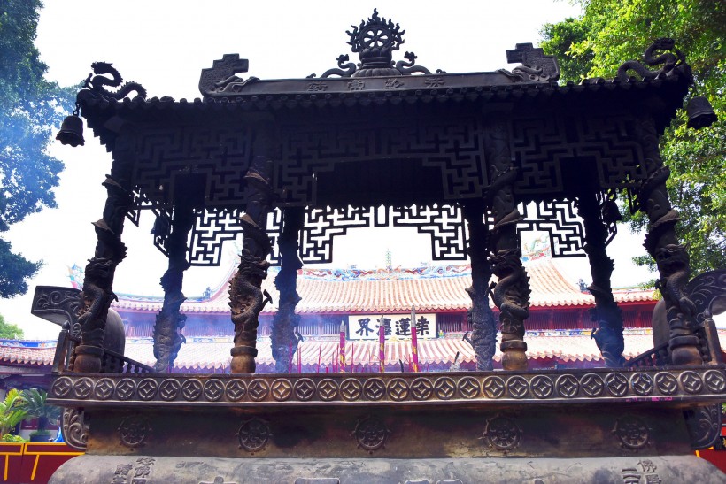 点击大图看下一张：福建泉州开元寺风景图片
