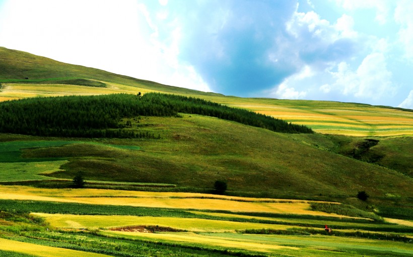 点击大图看下一张：内蒙古克什克腾早秋风景图片