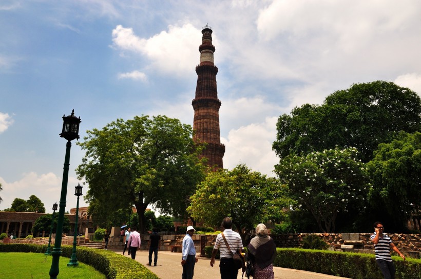 点击大图看下一张：印度库特卜塔图片