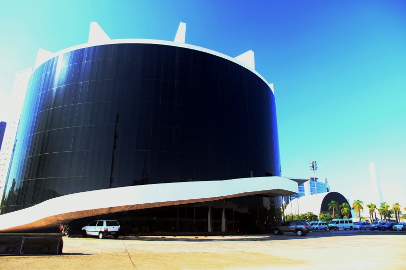 点击大图看下一张：巴西圣保罗拉美纪念馆图片