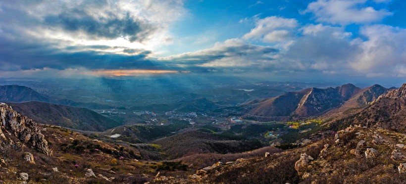 点击大图看下一张：辽宁大黑山风景图片