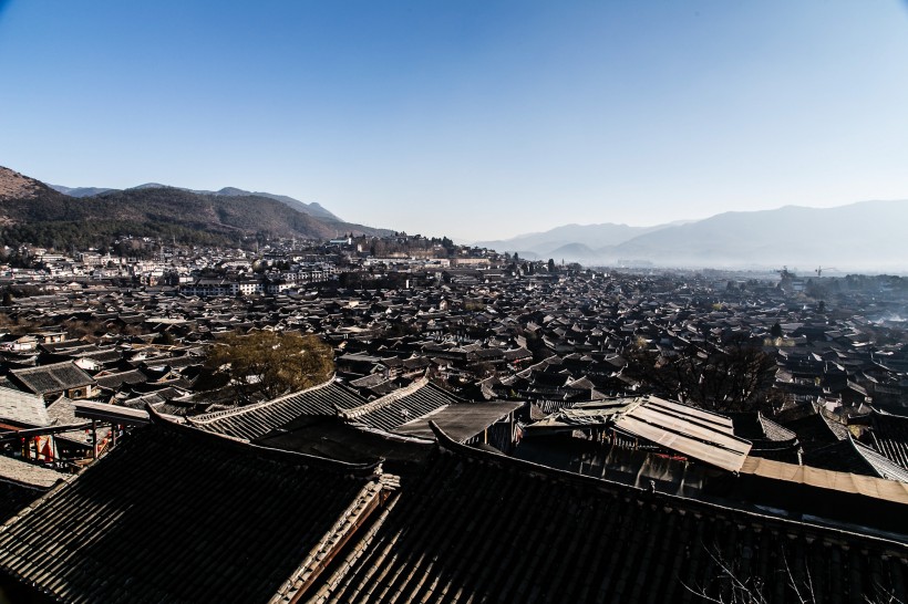 点击大图看下一张：云南丽江古城风景图片