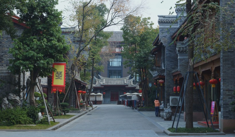 点击大图看下一张：四川洛带古镇风景图片