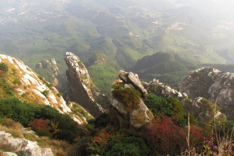 点击大图看下一张：江西庐山风景图片