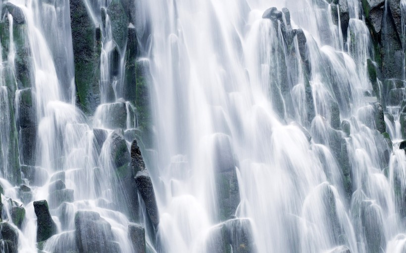 点击大图看下一张：庐山瀑布图片