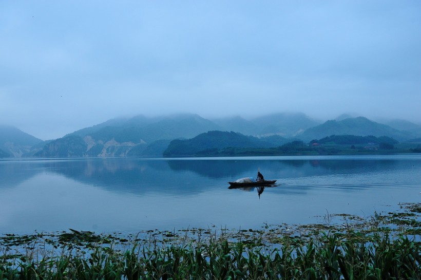 点击大图看下一张：辽宁丹东绿江风景图片