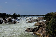 老挝湄公河瀑布风景图片_15张