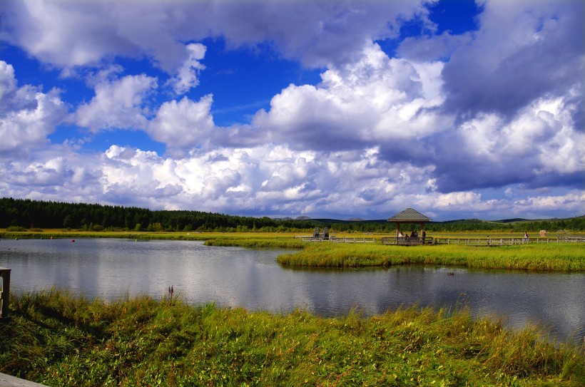 点击大图看下一张：河北木兰围场风景图片