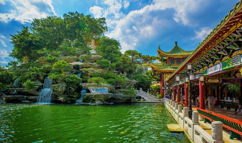 点击大图看下一张：广东广州南粤苑风景图片
