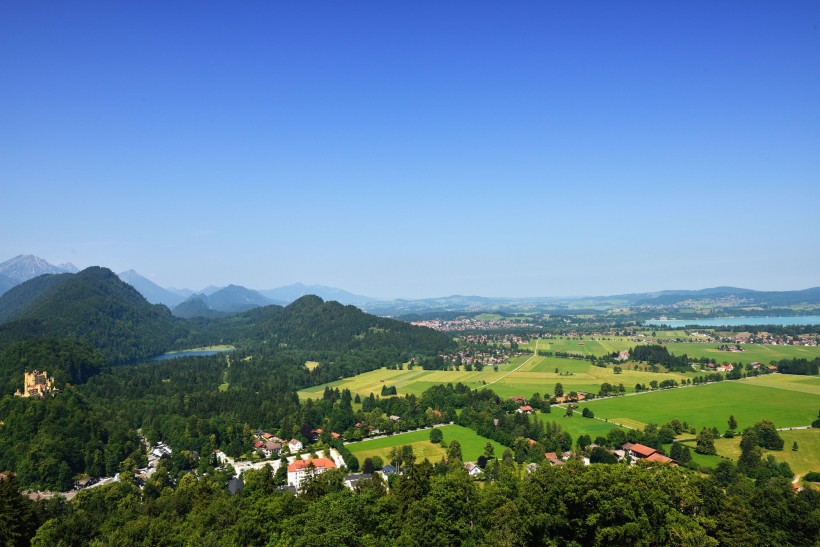 点击大图看下一张：德国新天鹅堡风景图片
