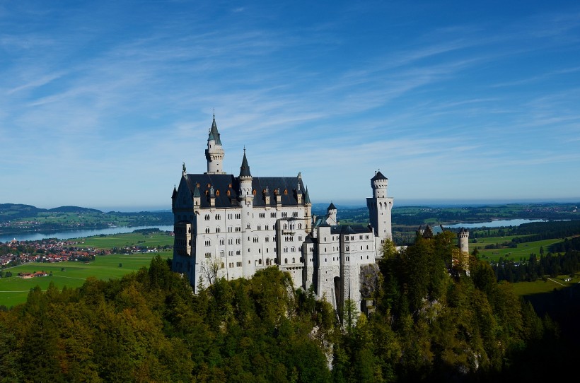 点击大图看下一张：德国新天鹅堡风景图片